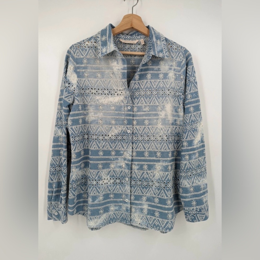 Soft Surroundings long sleeve chambray button-up blouse XS